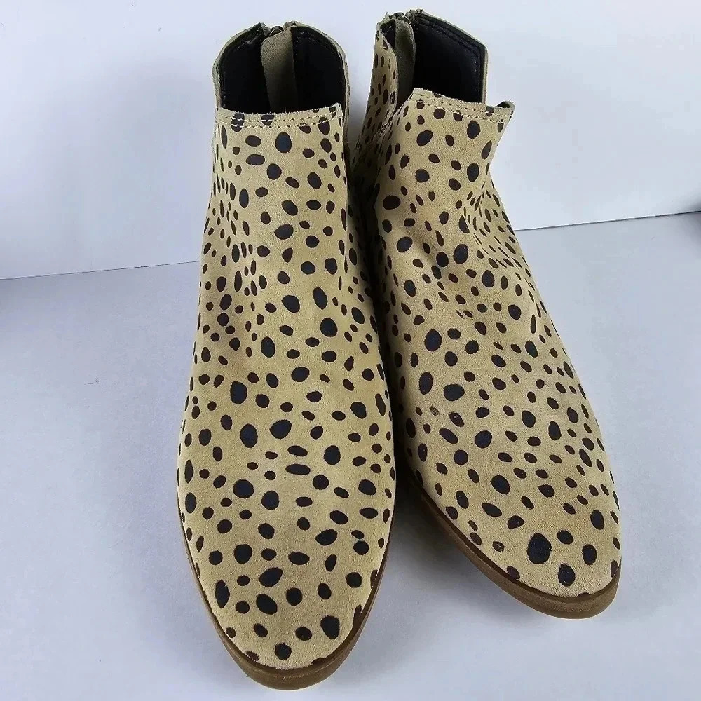 NWOB Dolce Vita Kaidie leather leopard ankle boots with 2 1/2" heel